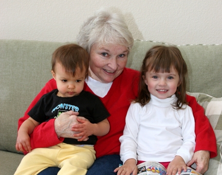 Susan (Shaddock) Cinnamon and grandchildren